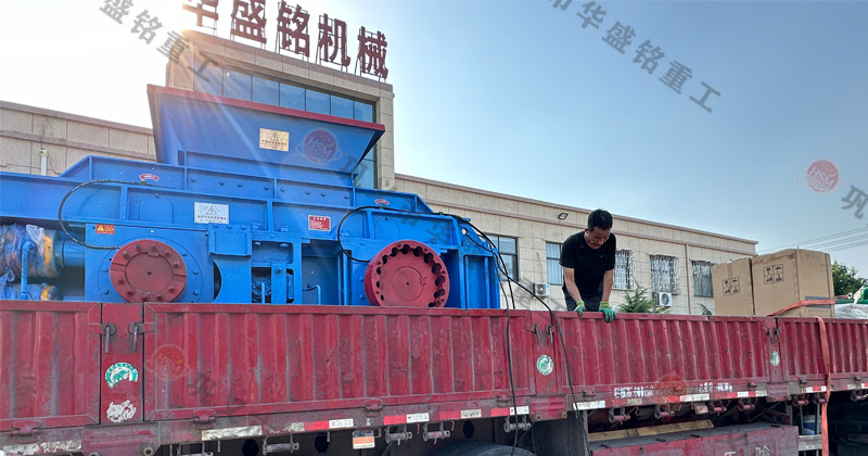 華盛銘廠家的對輥制砂機怎么樣？市場價一臺多少錢？